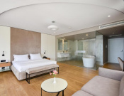 Yacht Hotel 4*